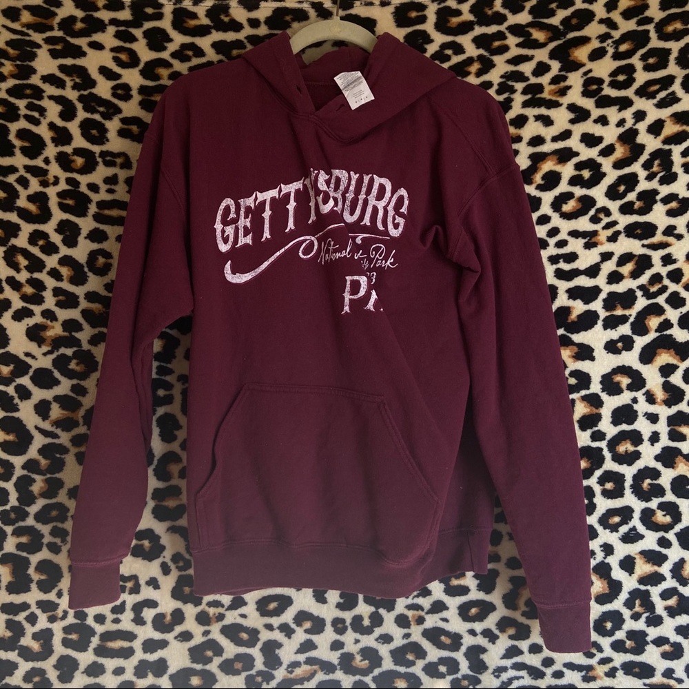 Vintage Looking Maroon Gettysburg Hoodie